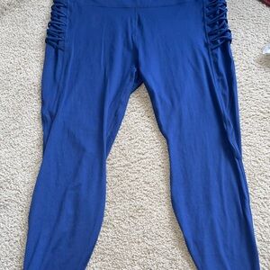 Women’s all in motion Blue Leggings with Side Detailing Sz 4x